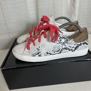 Mata Coco Fashion Sneakers White Pink Brown Snake Print Womens Size 8.5 EUC!‎
